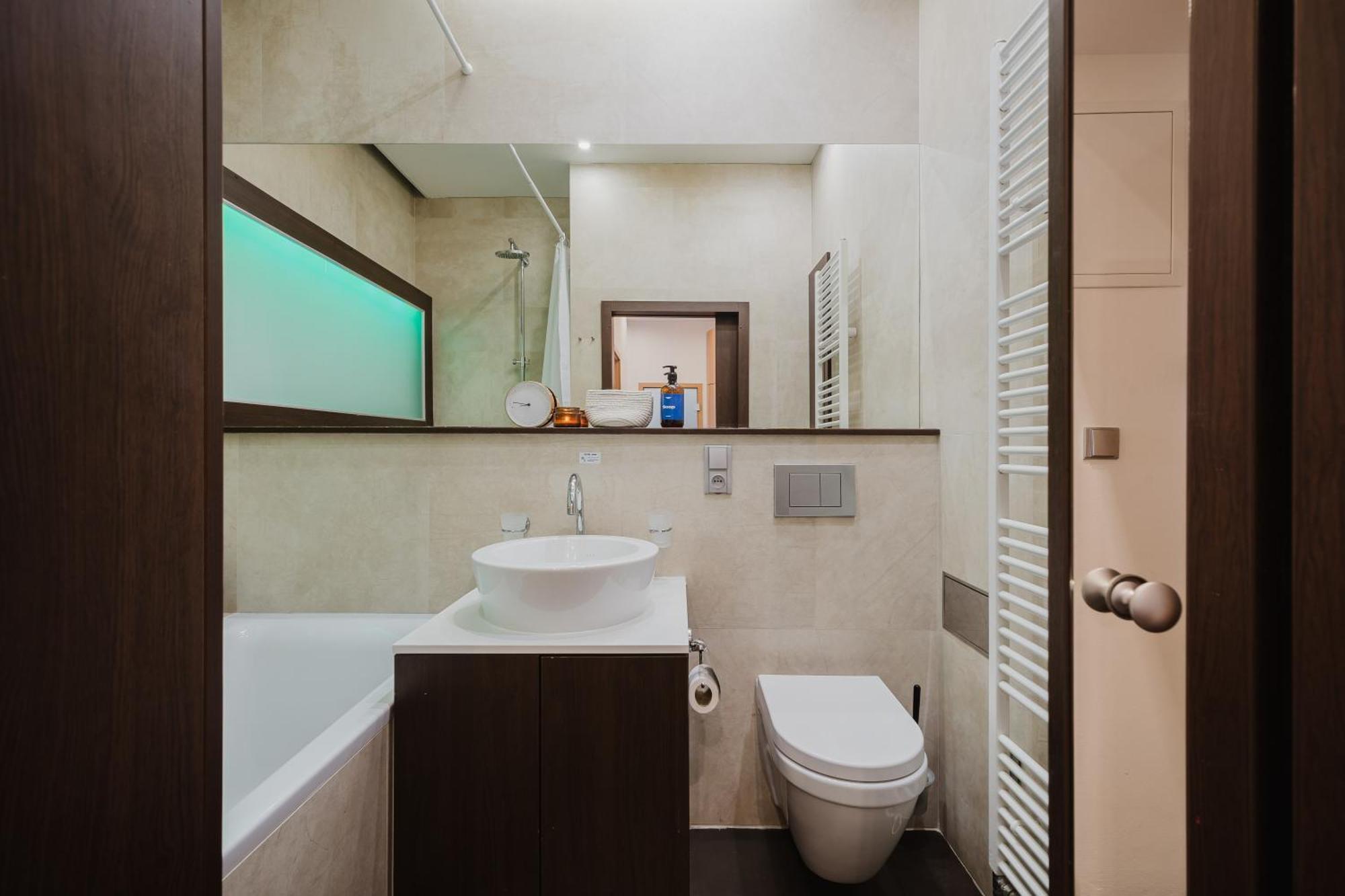 Prague Days - Stylish Apartment - Netflix - Hip District Екстер'єр фото
