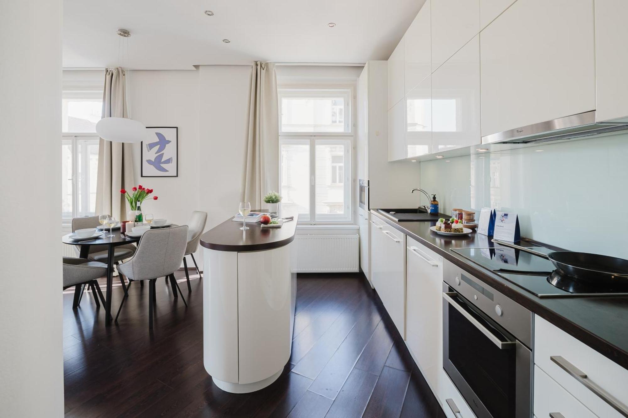Prague Days - Stylish Apartment - Netflix - Hip District Екстер'єр фото